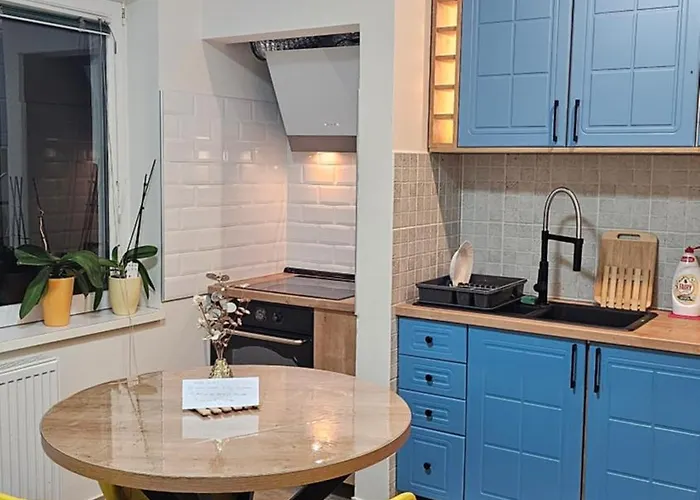 Grandpa Vojin's Cozy Corner * سوبوتيتْسا